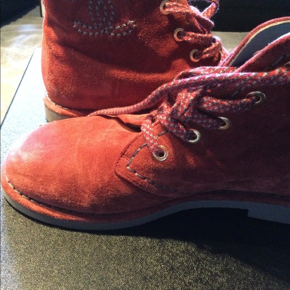 Burgundy Chanel boots - Picture 10 of 14